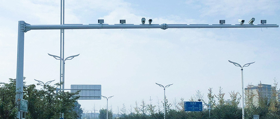 监控杆、灯杆